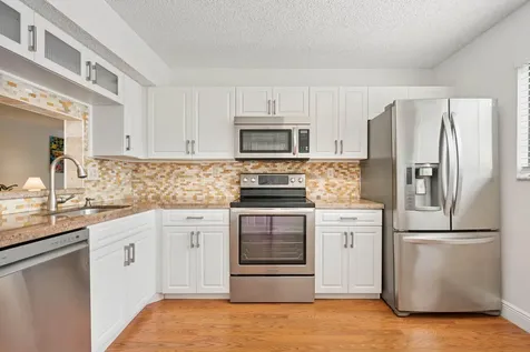 15450 Pembridge Avenue Delray Beach FL 33484