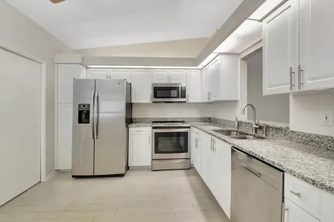 18559 Breezy Palm Way Boca Raton FL 33496