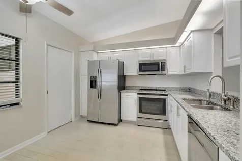 18559 Breezy Palm Way Boca Raton FL 33496