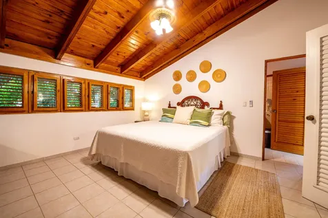 40 Cajuiles Casa de Campo DR 22000