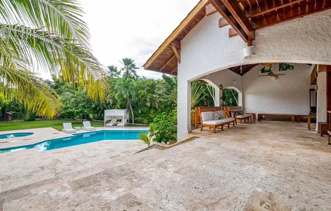 40 Cajuiles Casa de Campo DR 22000