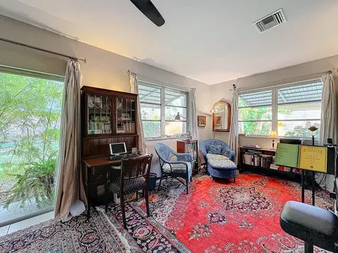 533 Se 28th Circle Boynton Beach FL 33435