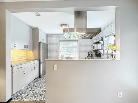 533 Se 28th Circle Boynton Beach FL 33435