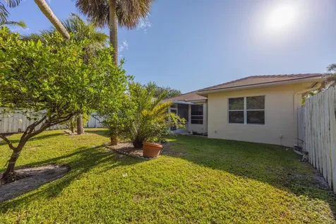 7821 Manor Forest Lane Boynton Beach FL 33436