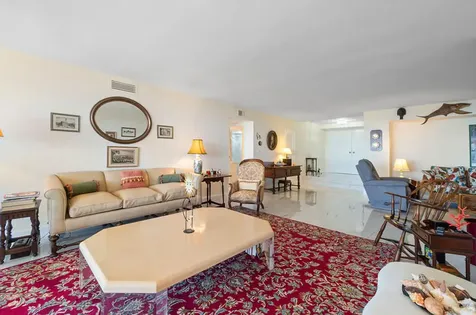 1900 Consulate Place West Palm Beach FL 33401