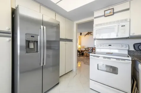 1900 Consulate Place West Palm Beach FL 33401