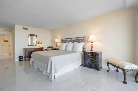 1900 Consulate Place West Palm Beach FL 33401