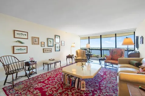 1900 Consulate Place West Palm Beach FL 33401