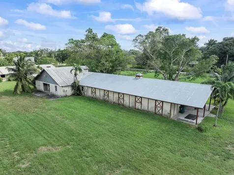 3800 NW 100 Avenue Cooper City FL 33024