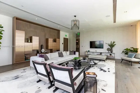 650 Ne 32nd Street Miami FL 33137