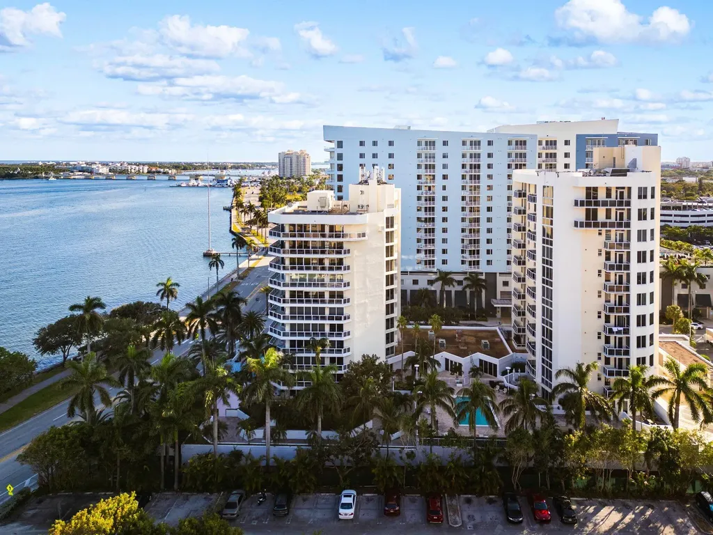 1617 N Flagler Drive West Palm Beach FL 33405