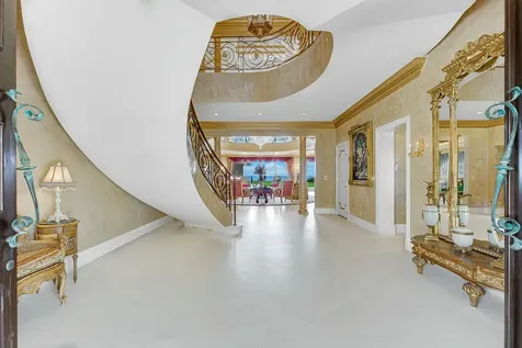 477 S Beach Road Jupiter Island FL 33455