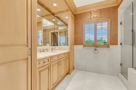 477 S Beach Road Jupiter Island FL 33455