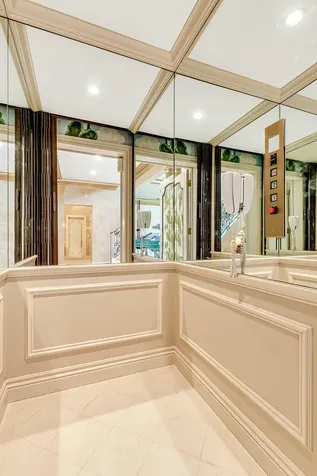 477 S Beach Road Jupiter Island FL 33455