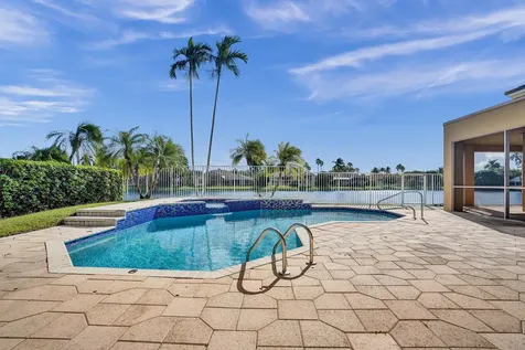 6543 Newport Lake Circle Boca Raton FL 33496