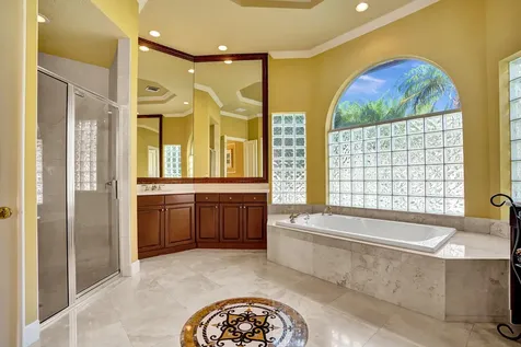 6543 Newport Lake Circle Boca Raton FL 33496