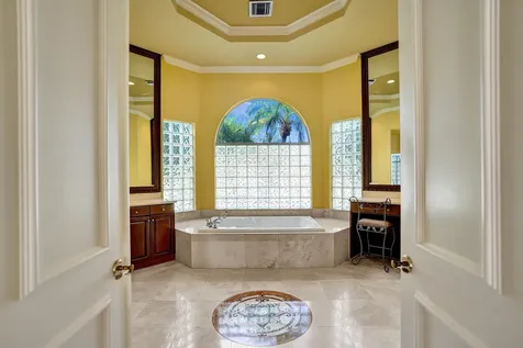 6543 Newport Lake Circle Boca Raton FL 33496