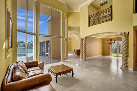 6543 Newport Lake Circle Boca Raton FL 33496