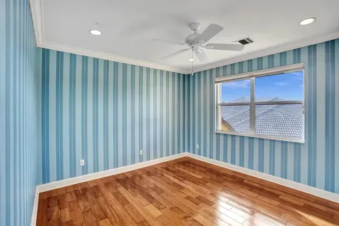 6543 Newport Lake Circle Boca Raton FL 33496