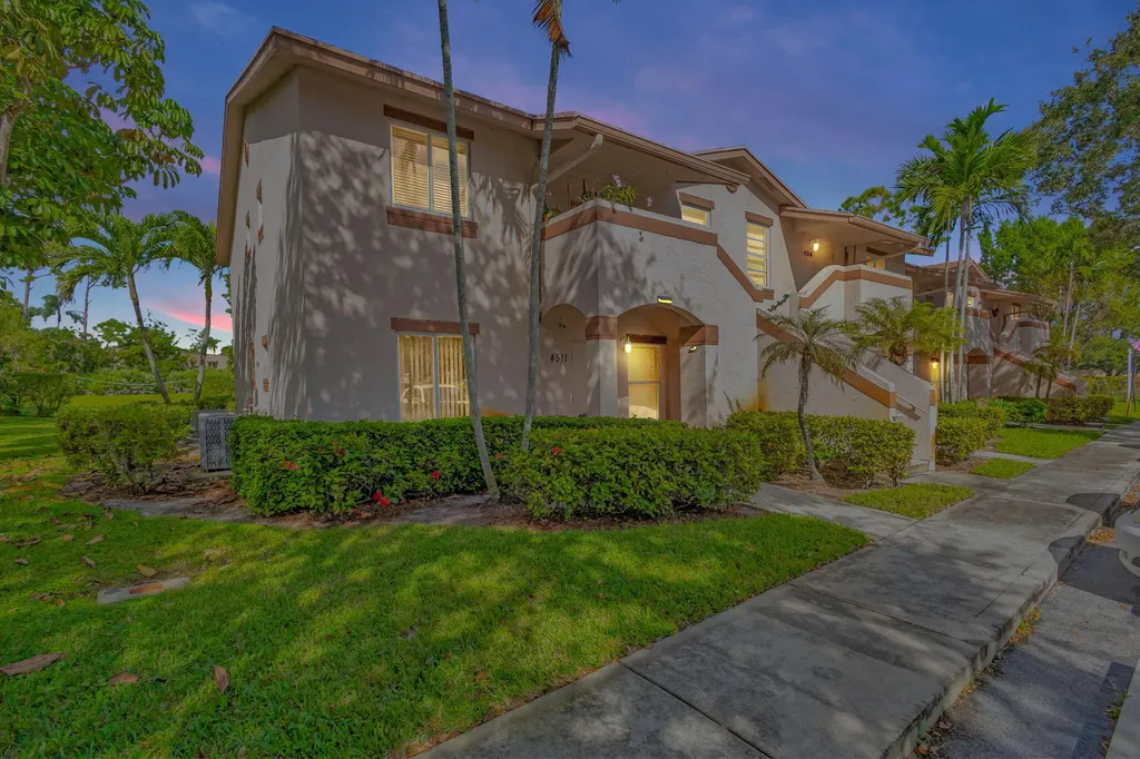 4511 Oak Terrace Drive Greenacres FL 33463