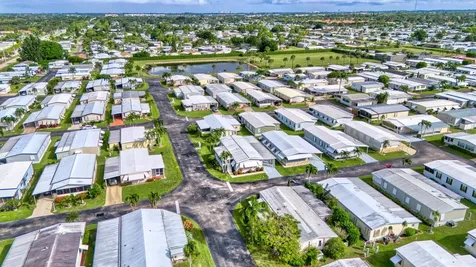 51010 Galina Bay Boynton Beach FL 33436