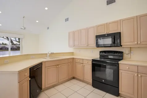 8711 Rothbury Lane Boynton Beach FL 33472