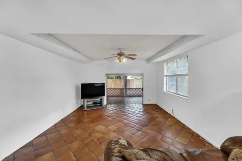 1912 Ne 6th Street Deerfield Beach FL 33441