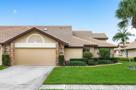 8207 Cassia Drive Boynton Beach FL 33472