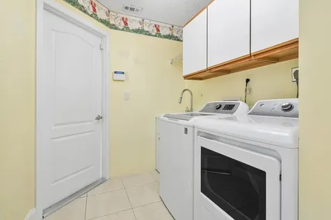 8207 Cassia Drive Boynton Beach FL 33472