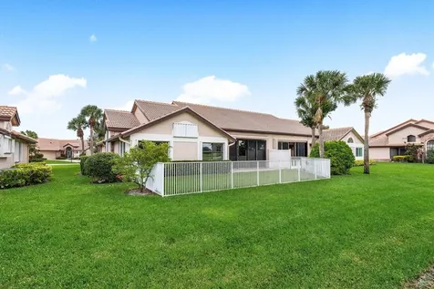 8207 Cassia Drive Boynton Beach FL 33472