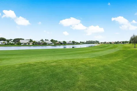 8207 Cassia Drive Boynton Beach FL 33472