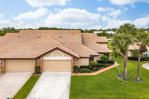 8207 Cassia Drive Boynton Beach FL 33472