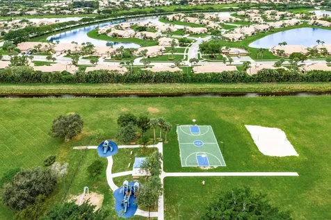 8207 Cassia Drive Boynton Beach FL 33472