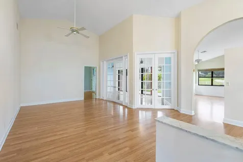 8207 Cassia Drive Boynton Beach FL 33472