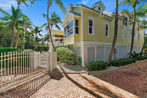 134 N Beach Road Hobe Sound FL 33455