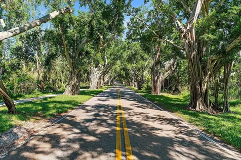 134 N Beach Road Hobe Sound FL 33455