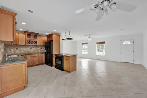1069 Sw 12th Road Boca Raton FL 33486