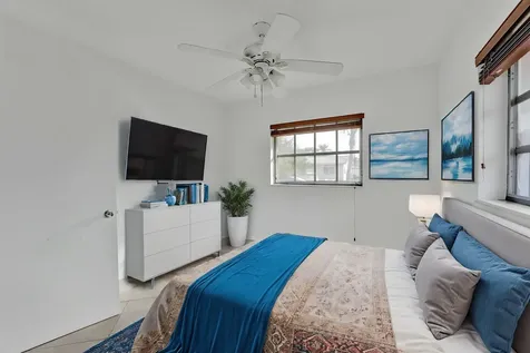 1069 Sw 12th Road Boca Raton FL 33486