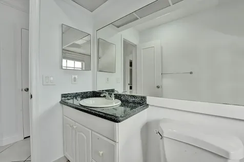 1069 Sw 12th Road Boca Raton FL 33486