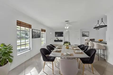 1069 Sw 12th Road Boca Raton FL 33486