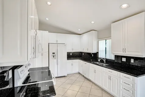 7536 Caprio Drive Boynton Beach FL 33472