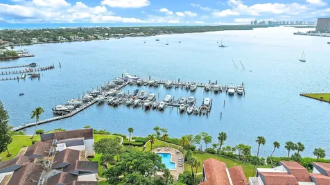1660 Twelve Oaks Way North Palm Beach FL 33408