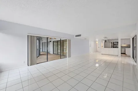 1660 Twelve Oaks Way North Palm Beach FL 33408