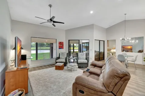 8306 Mooring Circle Boynton Beach FL 33472