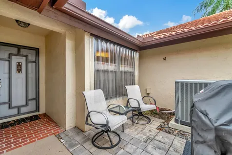 8306 Mooring Circle Boynton Beach FL 33472
