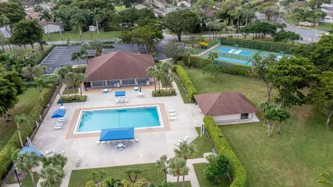 14 Grange Place Boynton Beach FL 33426