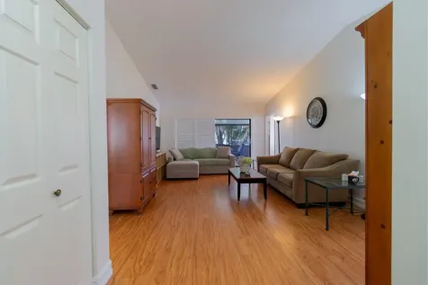 14 Grange Place Boynton Beach FL 33426