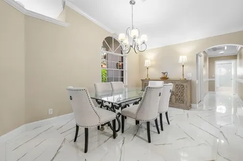 18419 Via Di Regina Boca Raton FL 33496