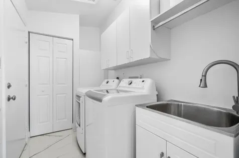 18419 Via Di Regina Boca Raton FL 33496