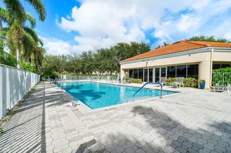 18419 Via Di Regina Boca Raton FL 33496